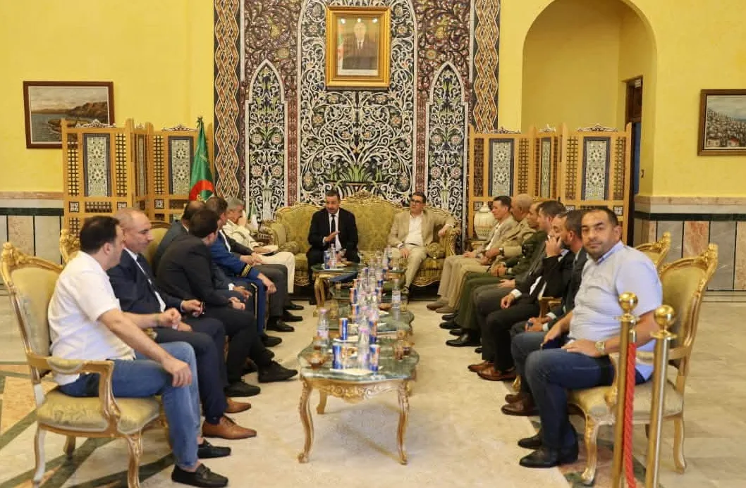 وزير الداخلية يصل سطيف رفقة وفد وزاري لتشييع الضحايا