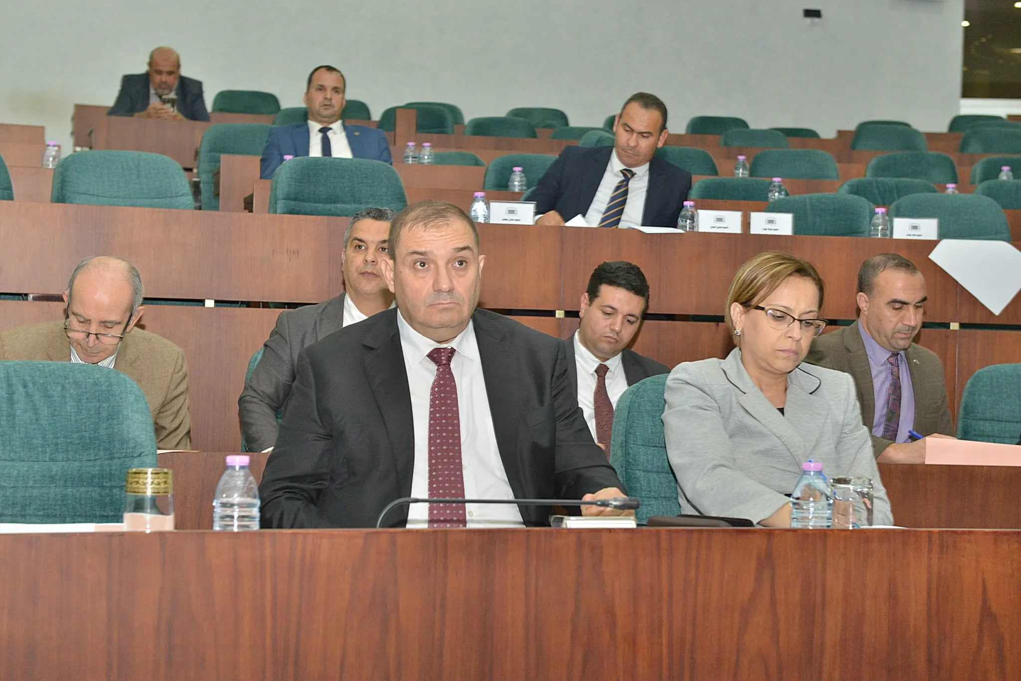 وزير العدل يحذر من قضية التحفيزات المالية  للمبلغين عن مروجي المخدرات