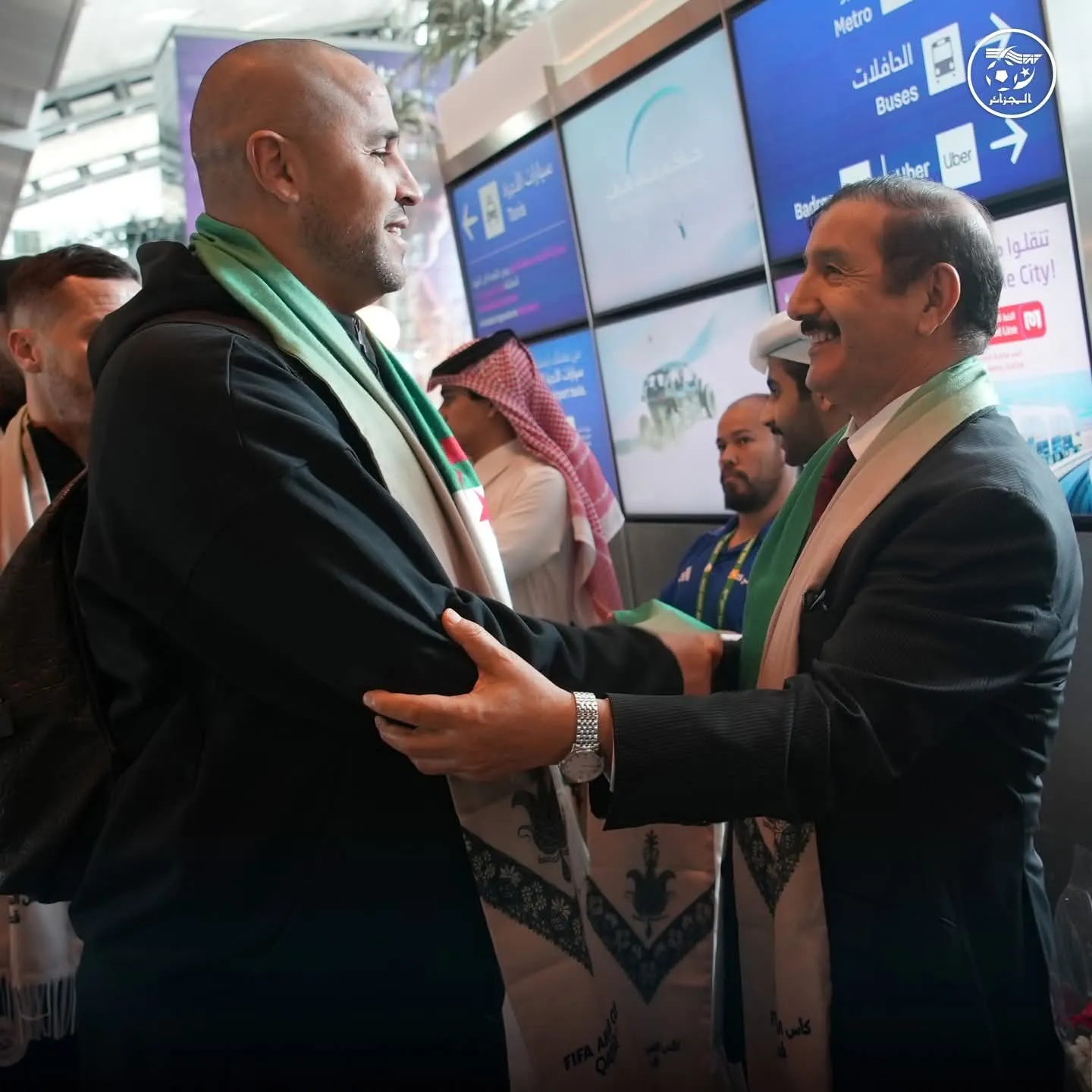 بعثة المنتخب الوطني المحلي تصل إلى قطر