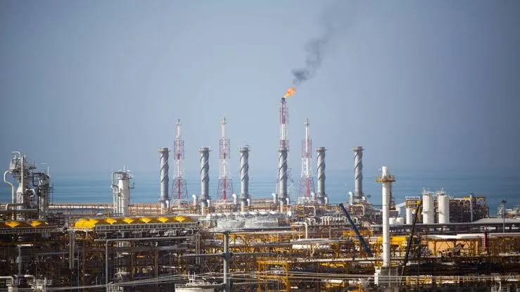 قطر تعلن تعليق إنتاج الغاز الطبيعي المسال اثر هجوم عسكري إيراني