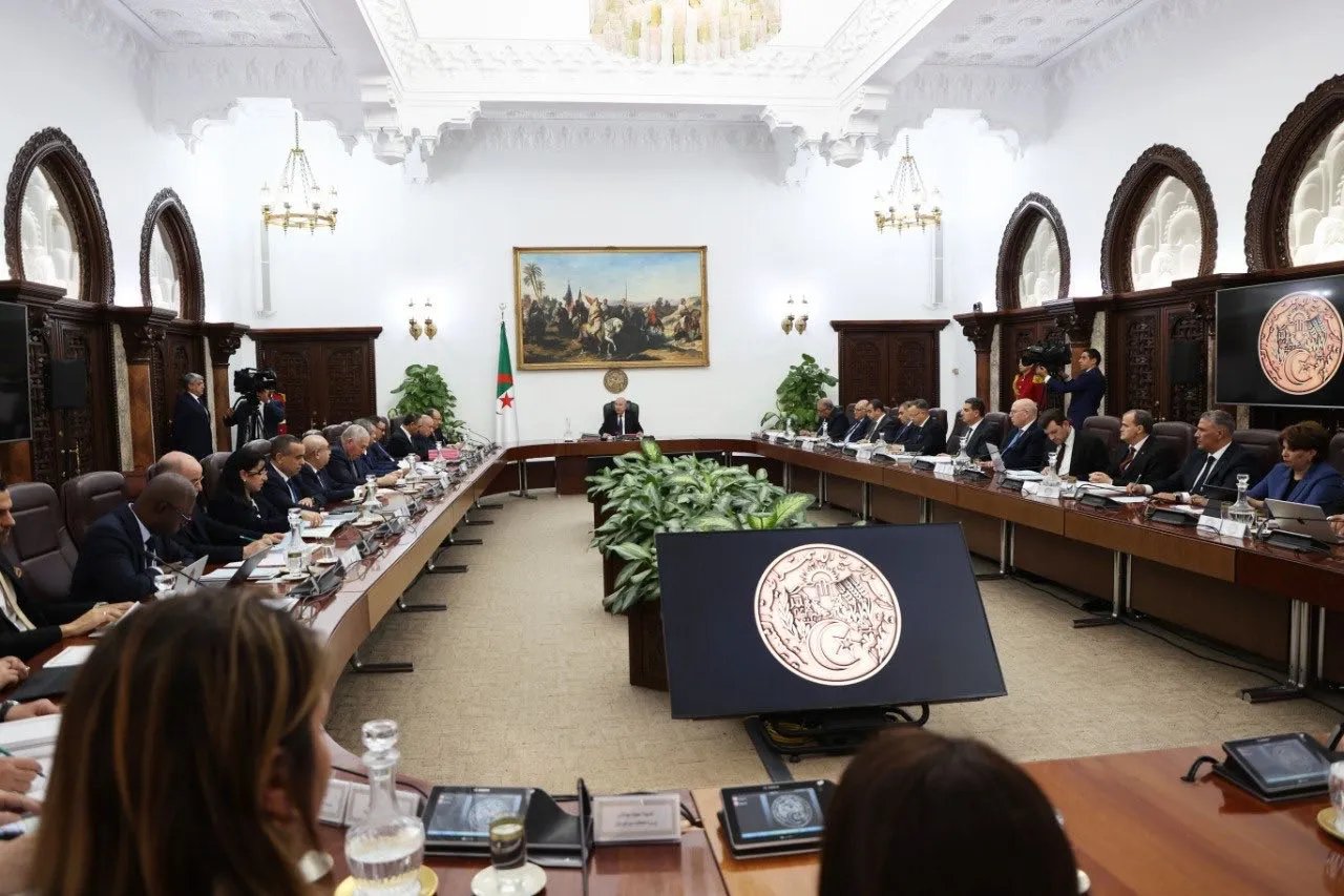 تطوير التجارة الالكترونية..هذه أهم مخرجات مجلس الوزراء