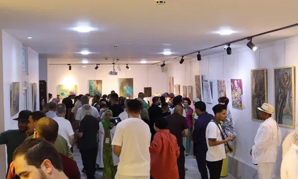 افتتاح معرض دولي  للفنون التشكيلية  ببوسعادة