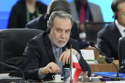 عراقجي: الدبلوماسية قادرة على الاستمرار لتسوية خلافات الملف النووي