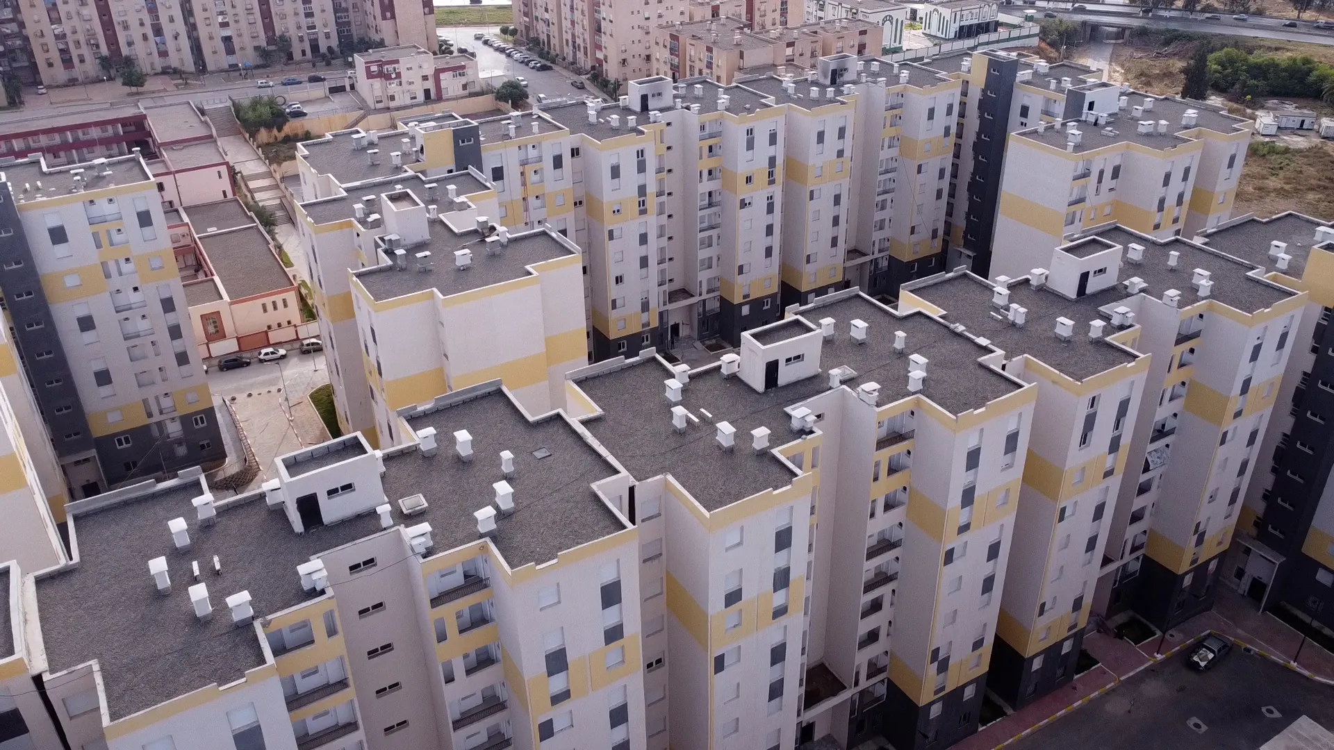 بنك التنمية المحلية يشرع في تمويل سكنات عدل 3