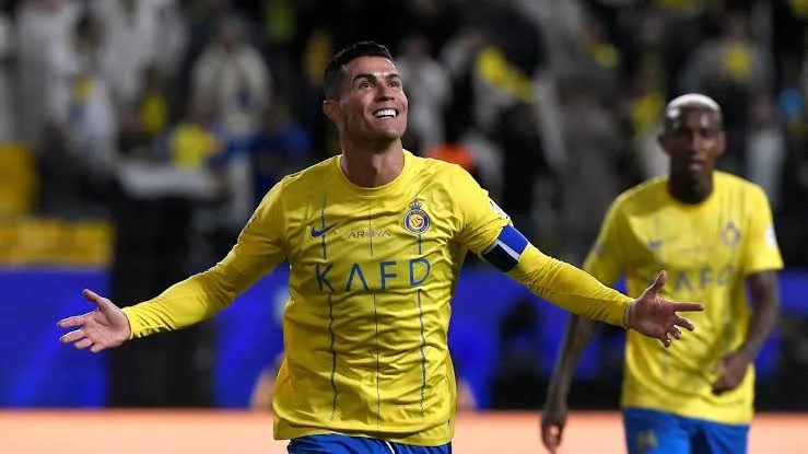 هذه هي شروط كريستيانو لتجديد العقد مع النصر السعودي