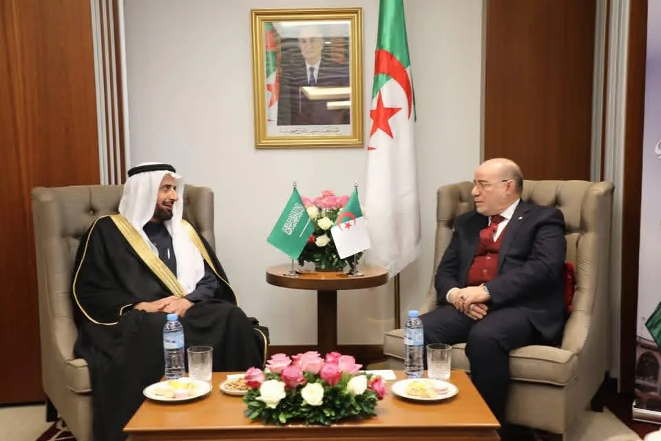 لقاء تنسيقي بخصوص الإجراءات التنظيمية لموسم حج 1447هـ / 2026م