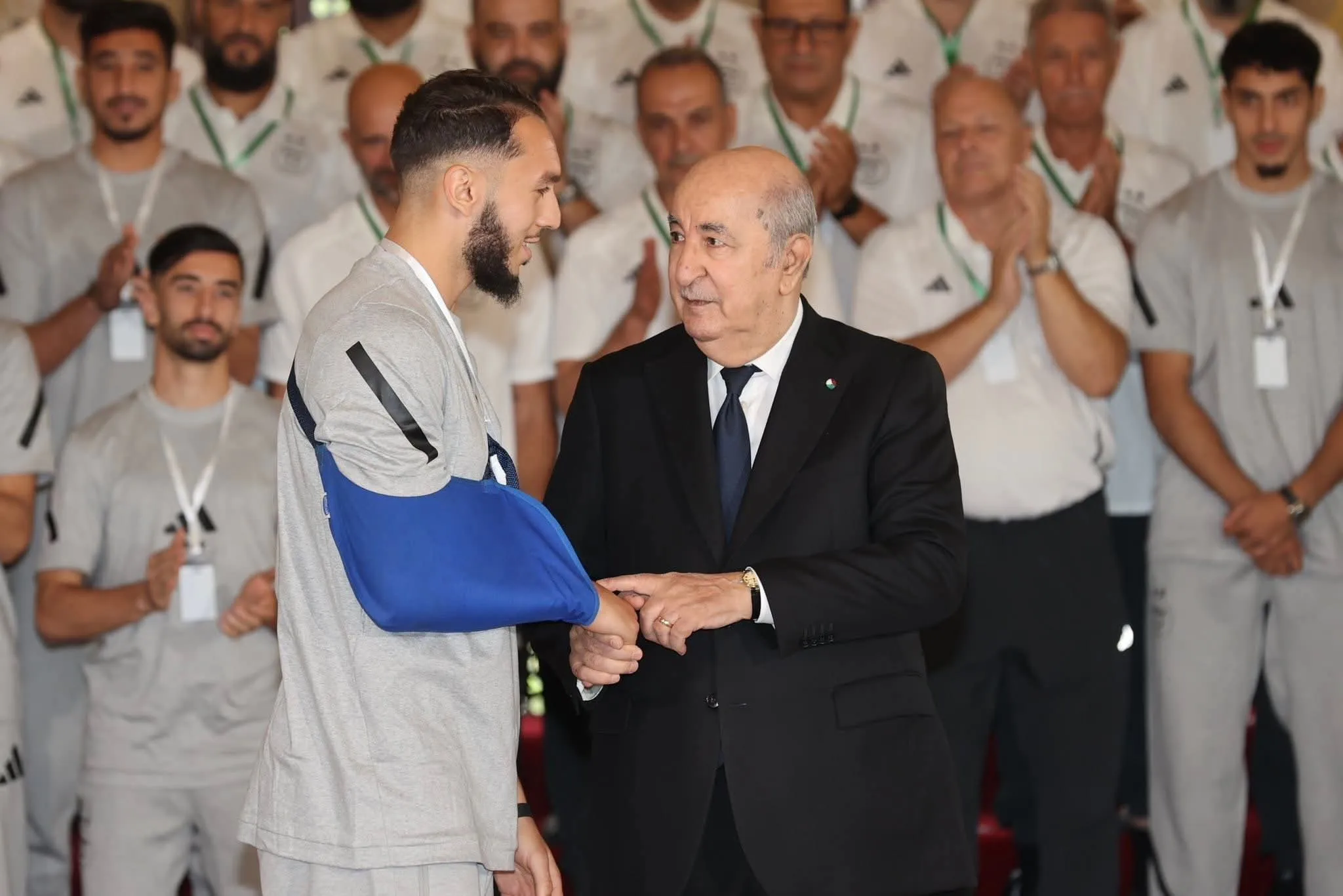 العملية الجراحية تبعد الدولي الجزائري أمين غويري عن منافسة الكان