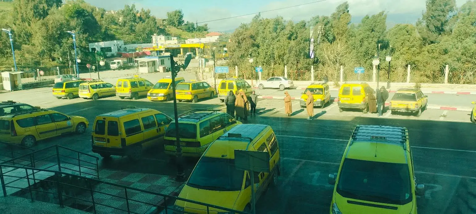 النقابة الوطنية للناقلين بسيارات الأجرة تعلن عن استئناف نشاط النقل