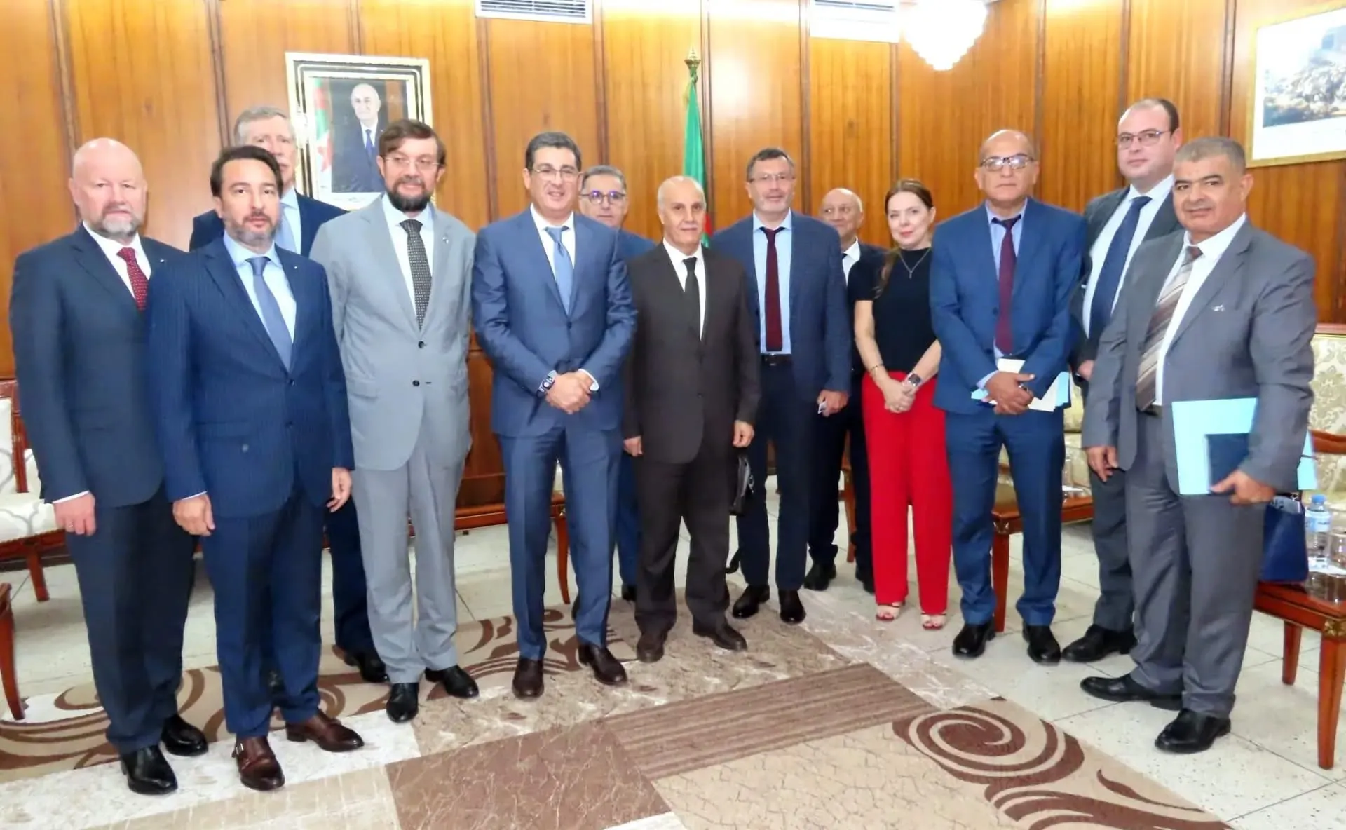 وزير الصحة يستقبل رئيس مجلس إدارة شركة "فارم جي أس سي" الروسية