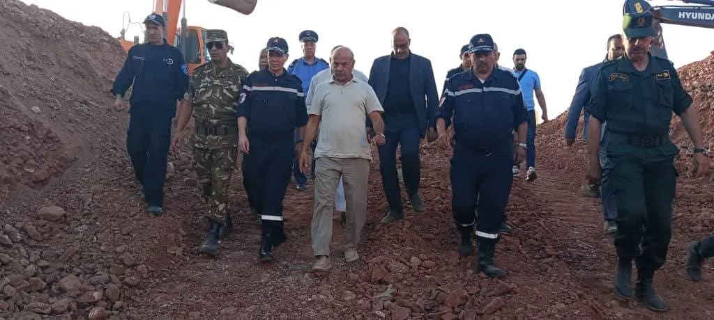 المدير العام للحماية المدنية يصل إلى البيض لتفقد عمليات إخراج أيوب