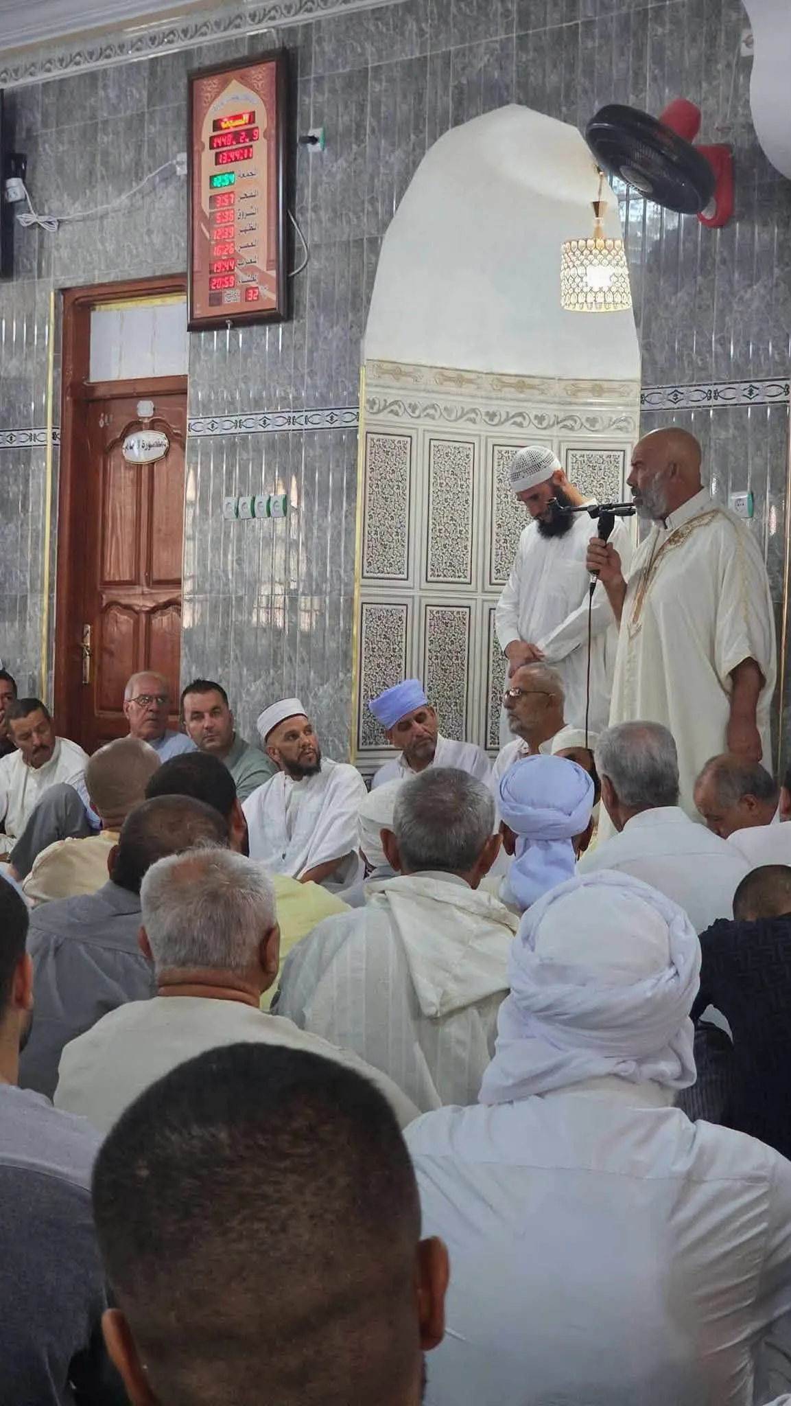 بعد فاجعة وفاة 6 من أفرادها.. درس في الإنسانية , جلسة صلح
