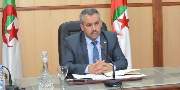 وزير التربية يجمّد التكوين من أجل الإدماج