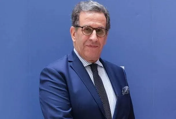 العربي لطرش: دبلوماسية الخبرة تتصدر المشهد الاقتصادي الإفريقي في 2025