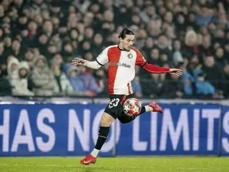 المهاجم الدولي الجزائري  حاج موسى يتألق بهدف جميل في الدوري الأوروبي