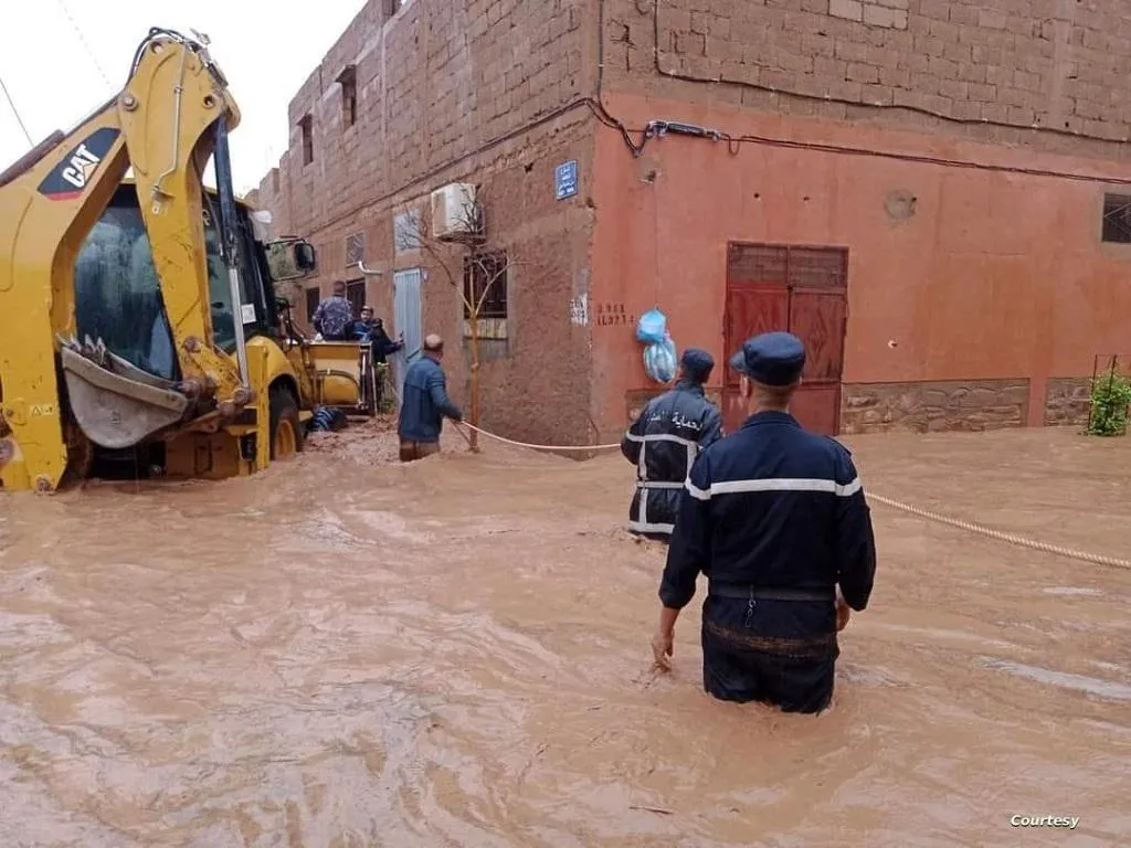 وزير الري يُؤكد على تجسيد استراتيجية وطنية للوقاية من الفيضانات