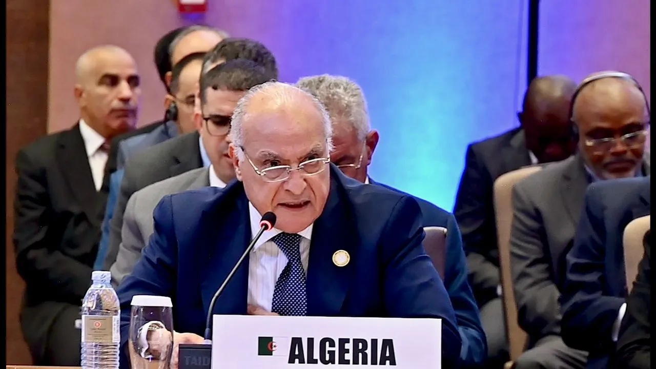 عطاف: الشعب الفلسطيني يعيش على أمل معالجة لب الصراع