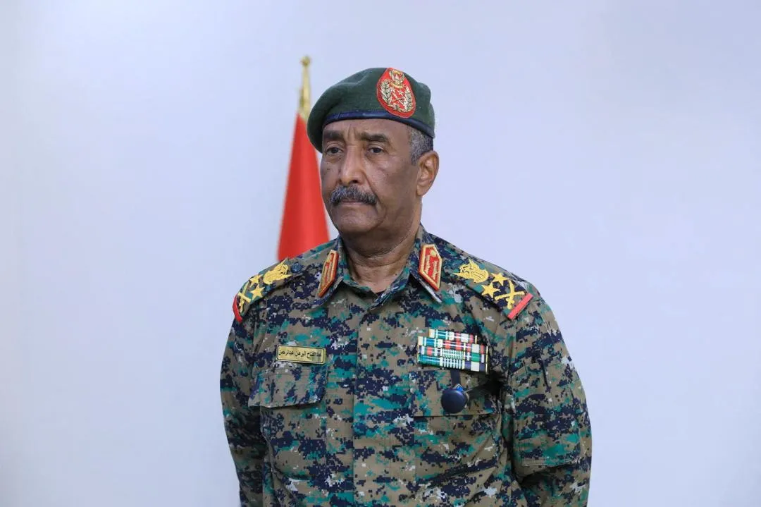 رئيس مجلس السيادة في السودان يعين قائدا جديدا لهيئة الأركان