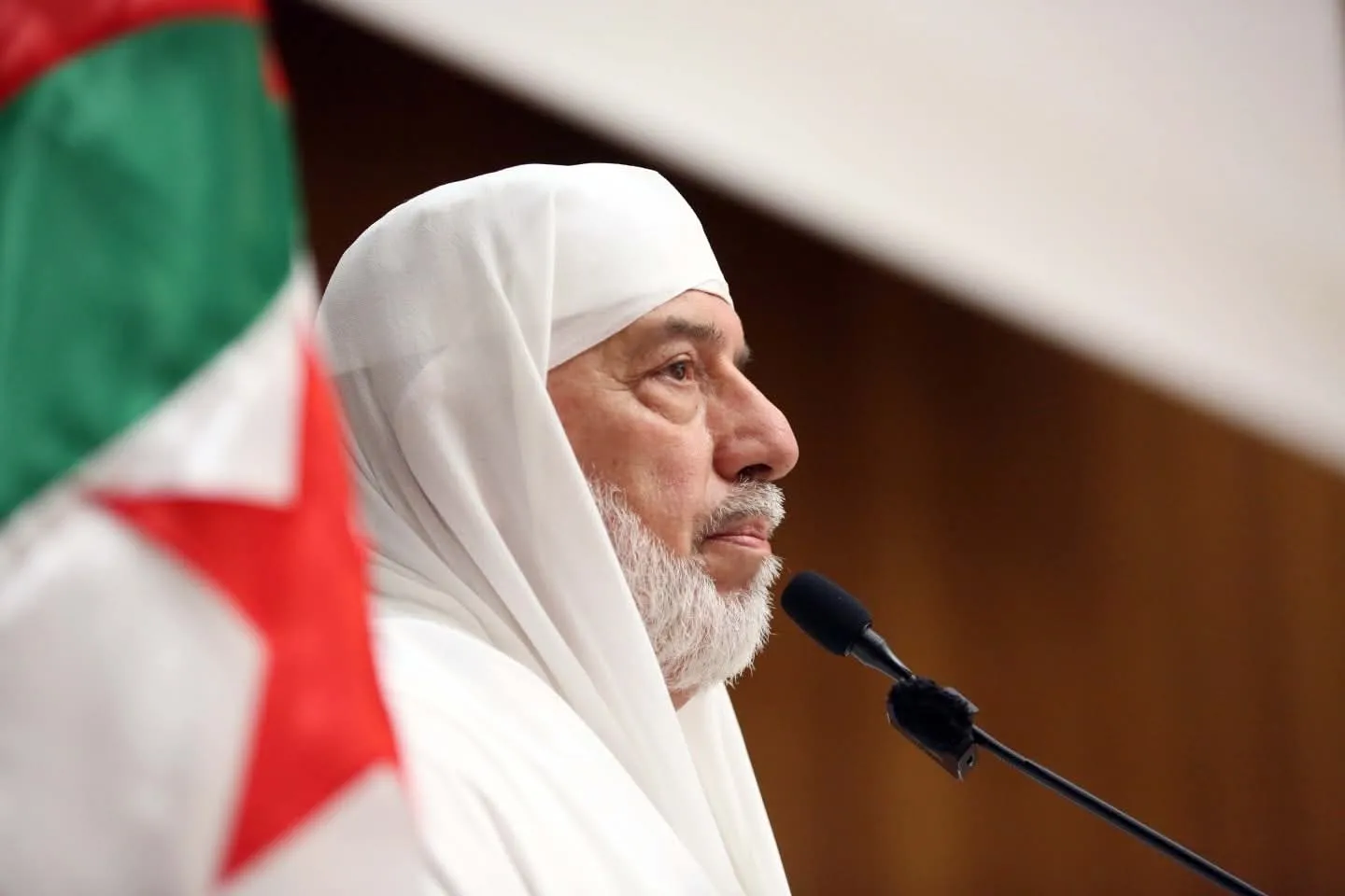 عميد جامع الجزائر يهنئ بانطلاق الموسم الدّراسيّ