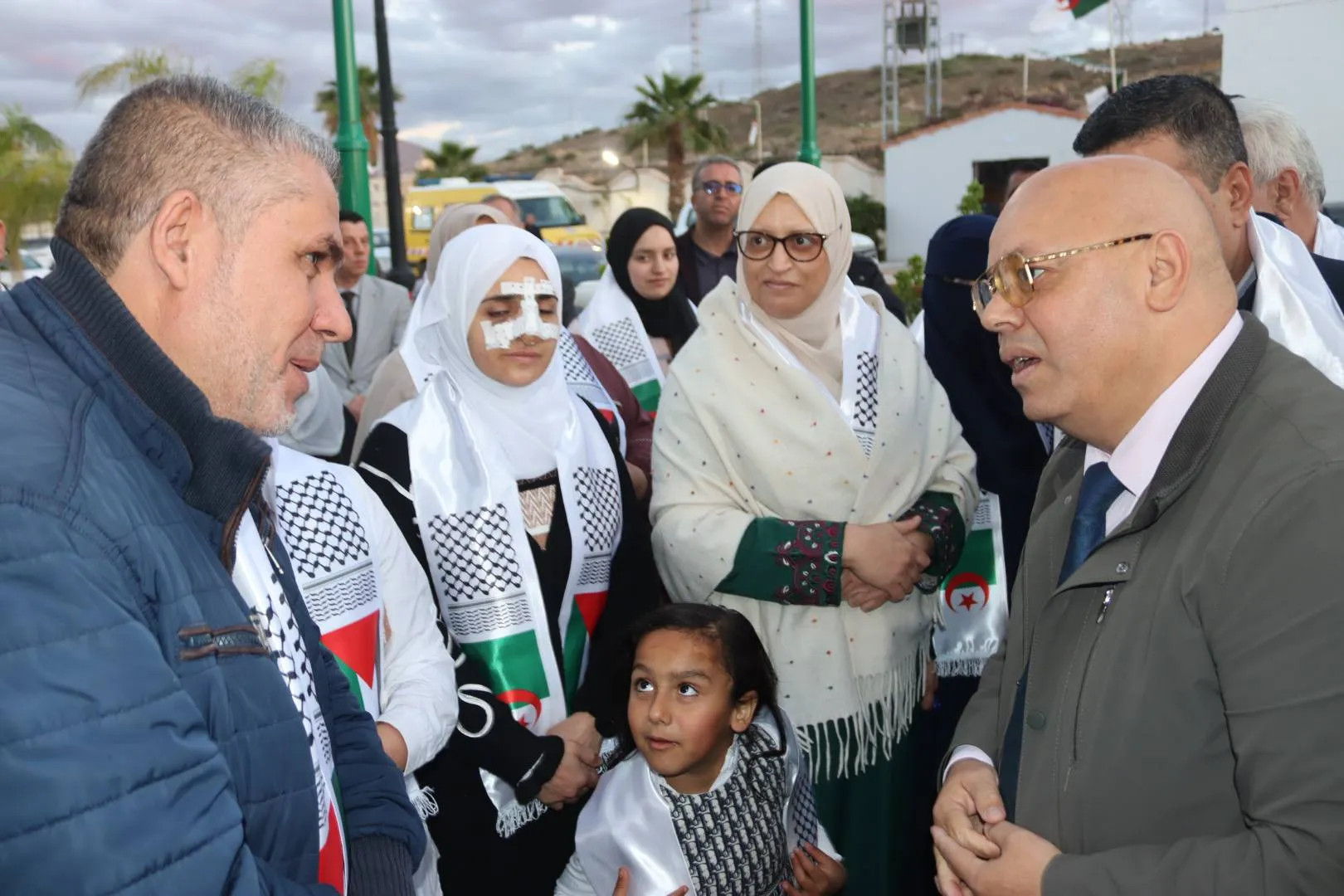 ربيقة يقف على مدى التكفل بالفلسطينيين  المقيمين بمركز حمام البيبان