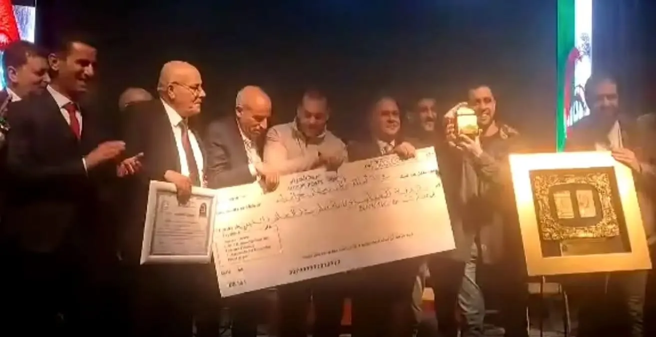 فرقة الحبايب  تفتك جائزة لجدار الكبرى للمهرجان الثقافي الوطني للأغنية