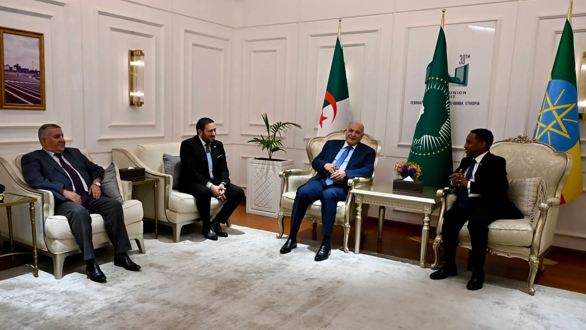 عطاف بأديسا بابا للمشاركة في أشغال المجلس التنفيذي للاتحاد الإفريقي