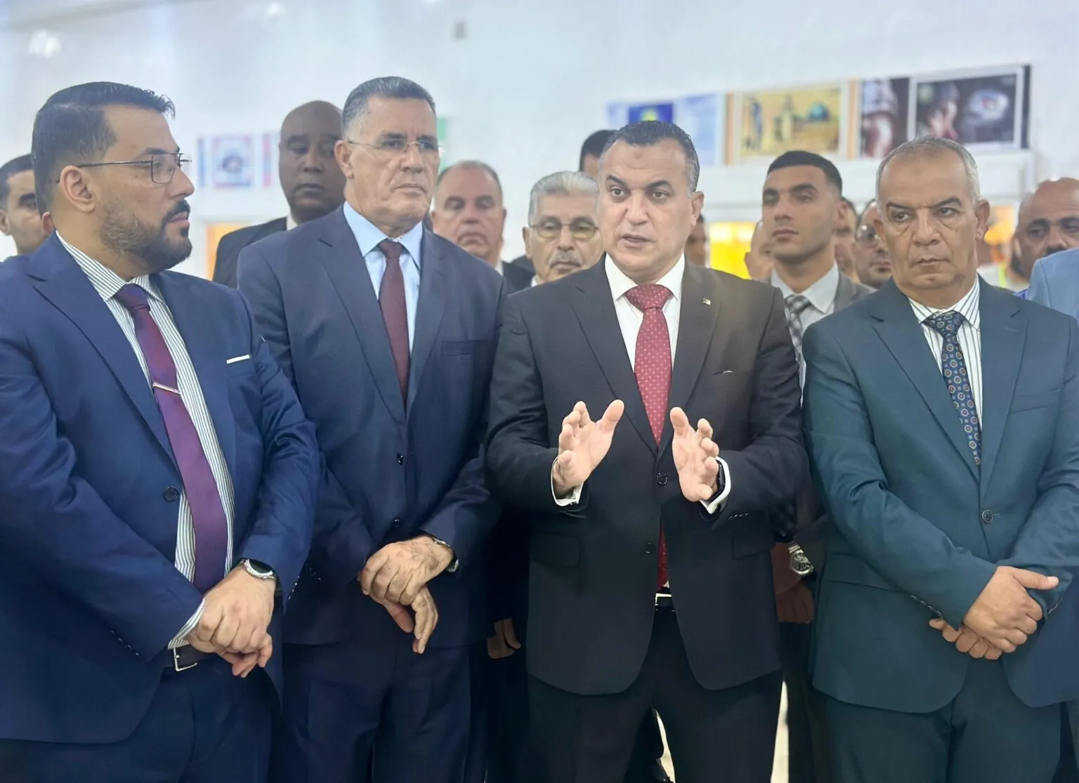 زروقي: استخدام الدفع الالكتروني لتخفيف الضغط على المكاتب البريدية