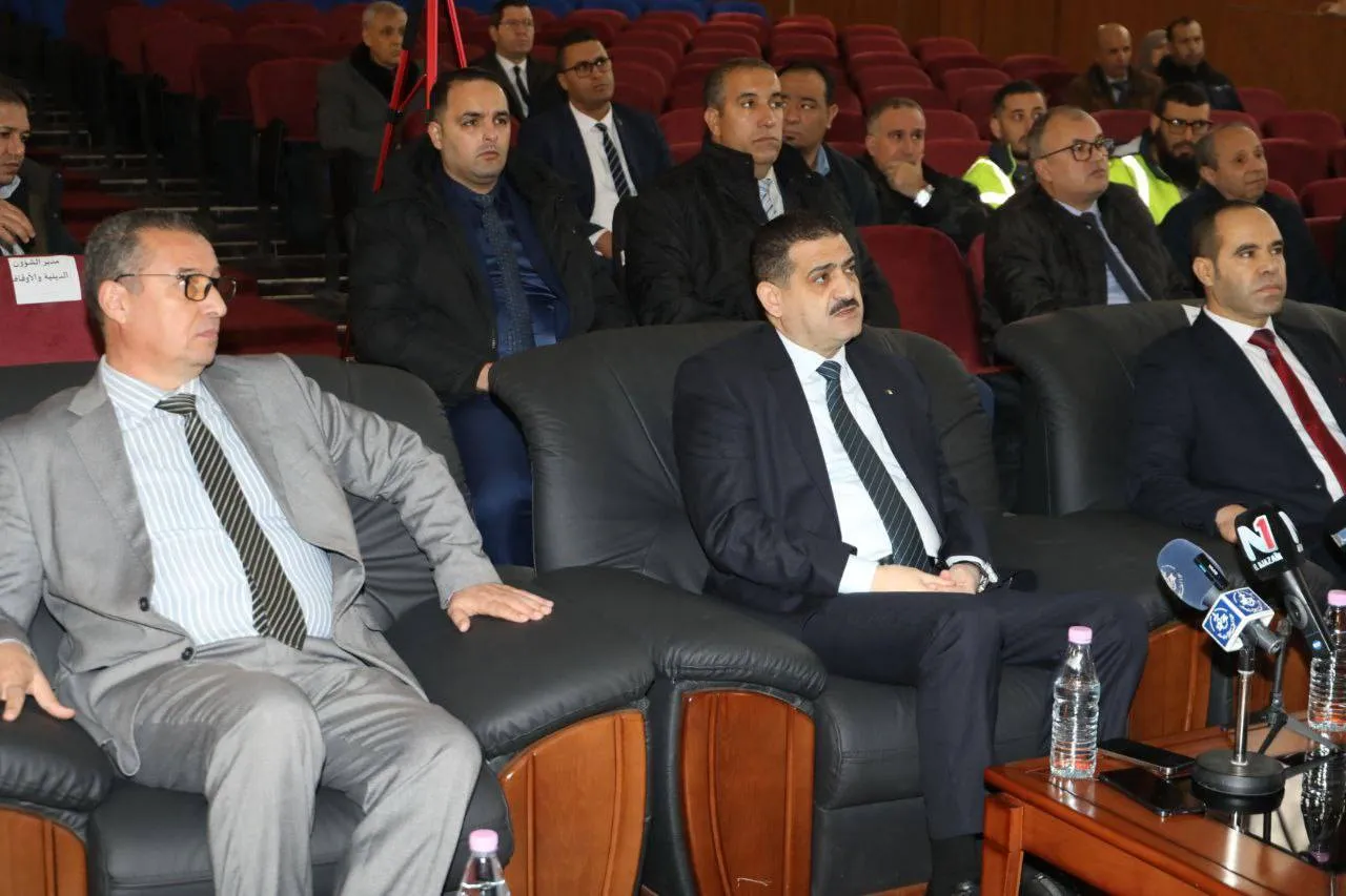 وزير الري يدعو إلى محاربة التوصيلات غير الشرعية والتسربات