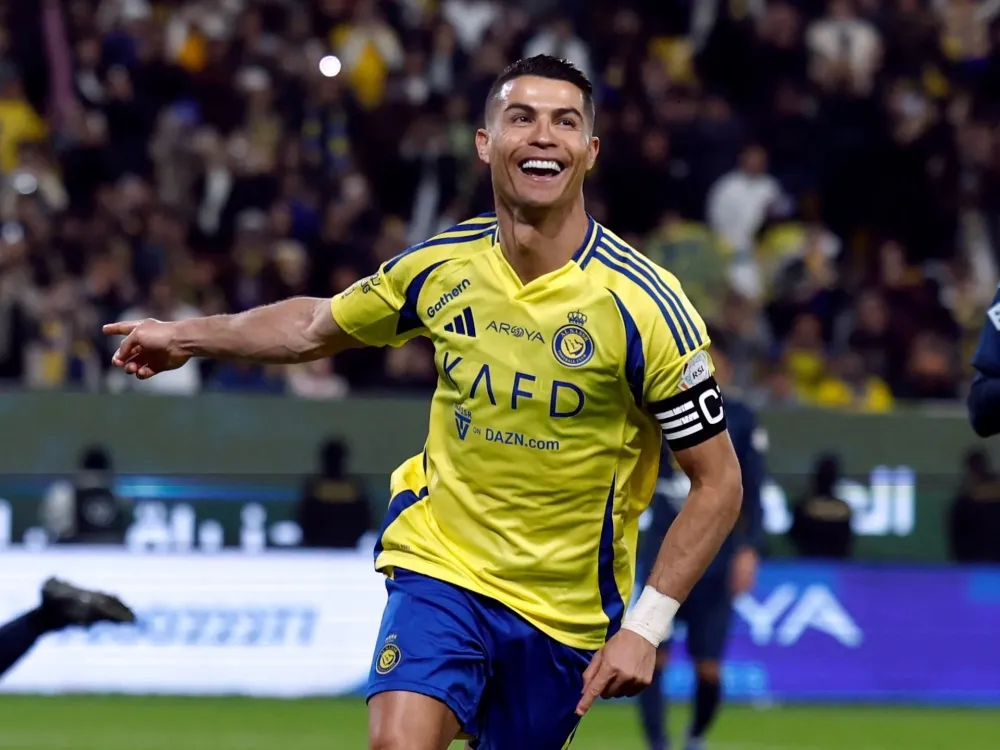 بمكالمة من رونالدو... نجم تشيلسي يوقع مقابل 100 مليون يورو