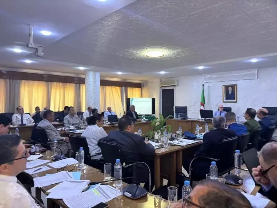 لجنة مشتركة لتعزيز التنسيق في إدارة المخاطر الكبرى بالجزائر