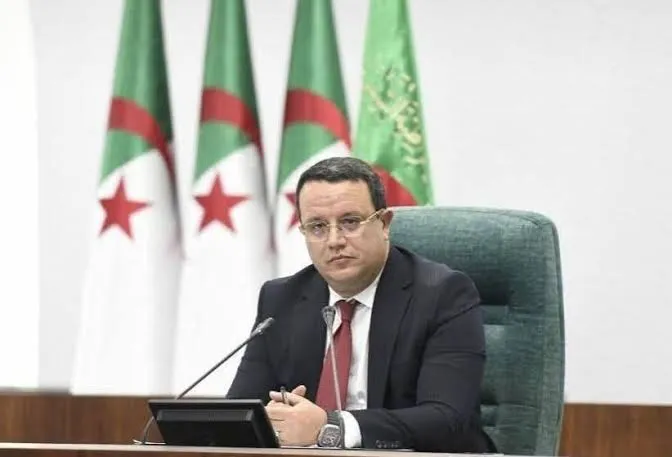 تزكية منذر بودن أمينا عاما للأرندي
