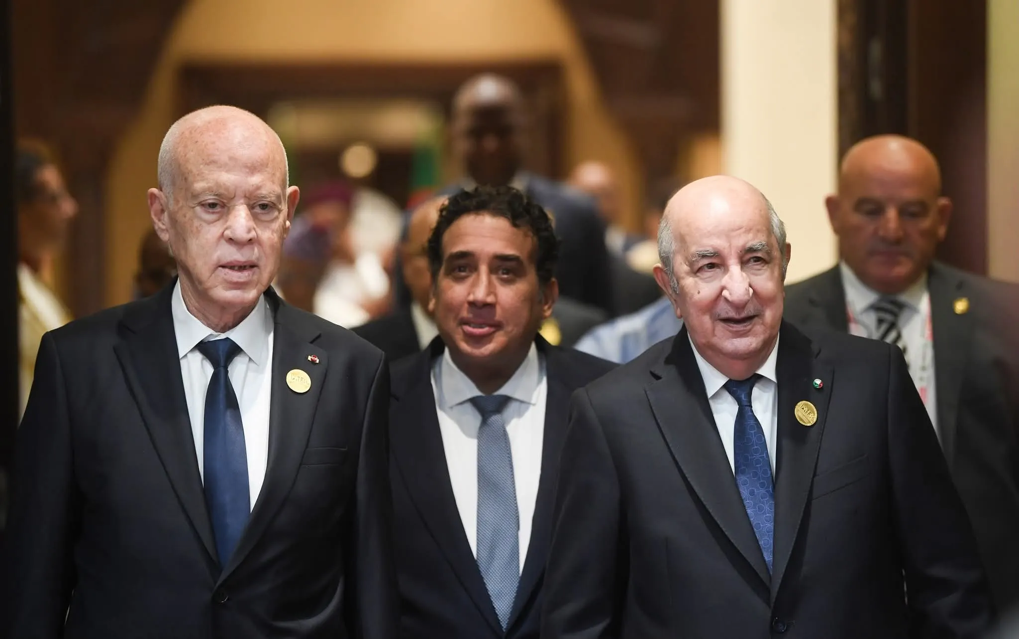 رئيس الجمهورية: القارة الإفريقية ليست حقل تجارب للأسلحة الأجنبية