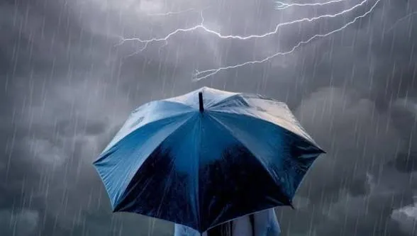 أمطار رعدية في العديد من الولايات