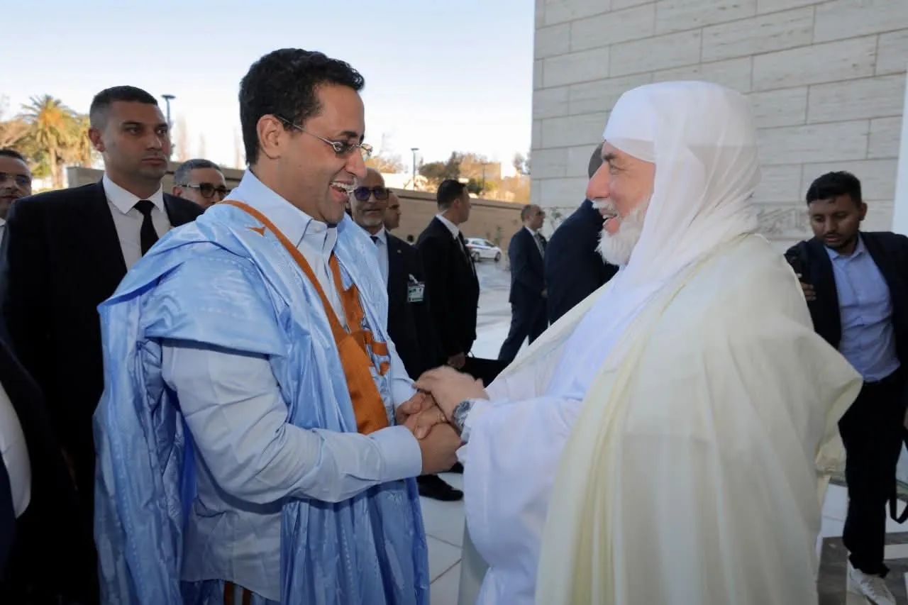 الوزير الأول الموريتاني يزور جامع الجزائر