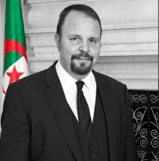 الدبلوماسي ياسين بلعربي ونجله في ذمة الله