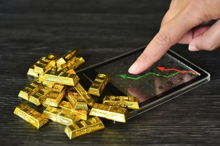 ارتفاع طفيف في أسعار الذهب مع تراجع رهانات رفع الفائدة الأمريكية