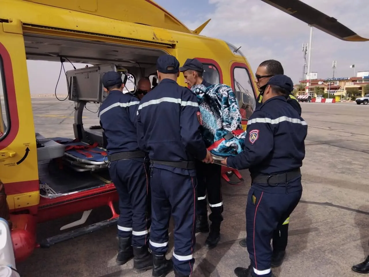 إجلاء جوي لمصاب من بني عباس إلى بشار