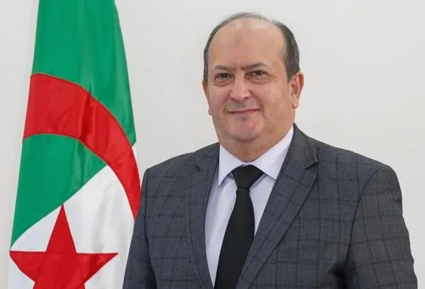الوزير الأول يشرف على انطلاق أشغال حفر بئر استكشافية في النيجر