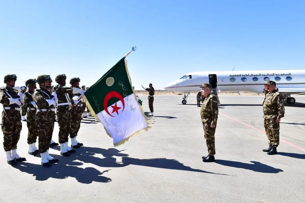 الفريق أول شنقريحة في زيارة تفقدية للناحية العسكرية السادسة