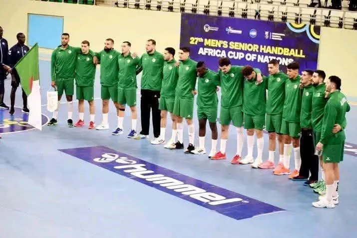 المنتخب الوطني لكرة اليد يحقق فوزا ثمينًا أمام رواندا