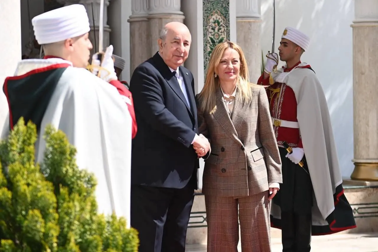 ميلوني: التعاون بين إيطاليا والجزائر يصبح أكثر فأكثر نموذجا يحتذى به