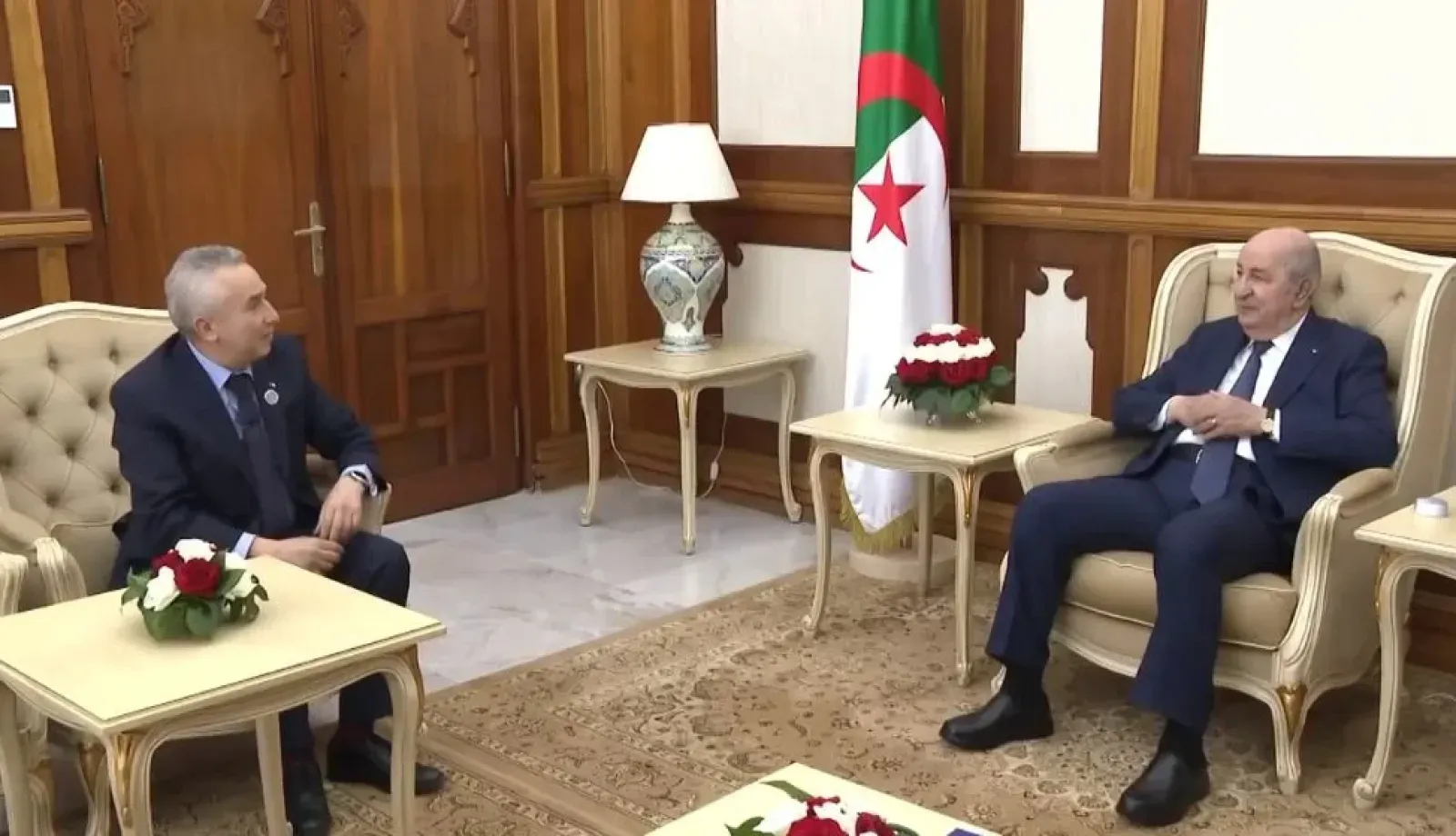 العالم كريم زغيب يعِد بوضع الجزائر في قلب الثورة الطاقوية