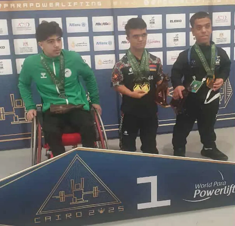 ميدالية فضية للجزائري شمس الدين بودراع بالقاهرة