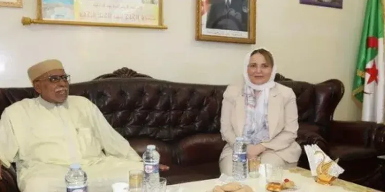حملاوي تزور الخليفة العام للزاوية التيجانية