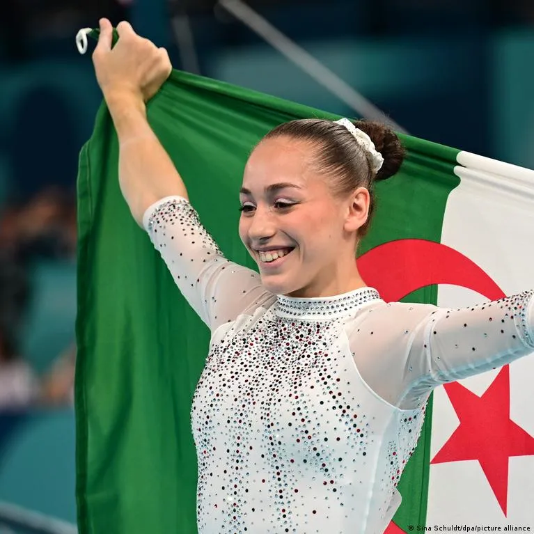 كيليا نمور تهدي الجزائر ميدالية ذهبية جديدة