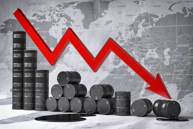 أسعار النفط تتراجع في التعاملات المبكرة