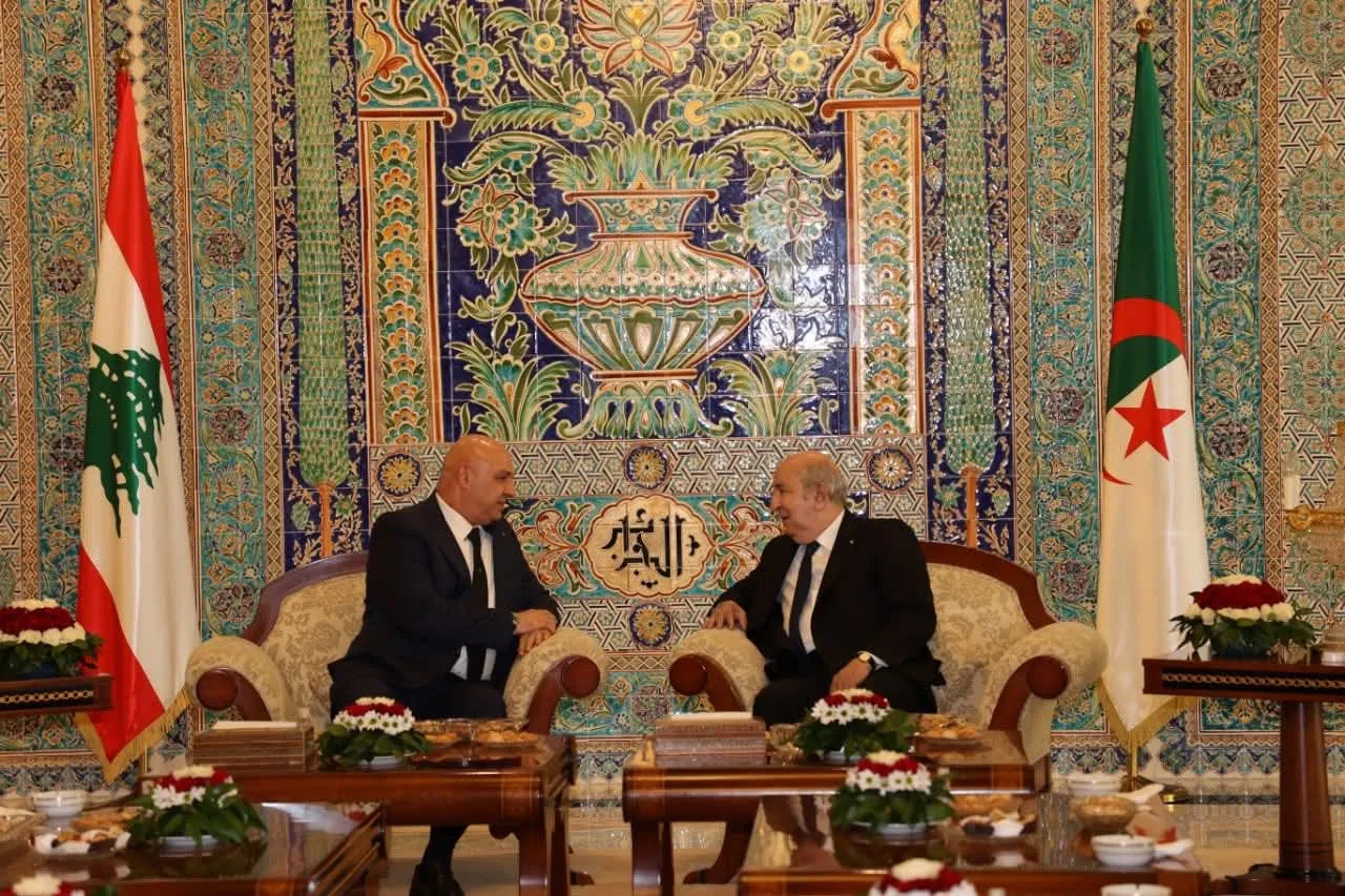 رئيس الجمهورية يستقبل نظيره اللبناني بمقر رئاسة الجمهورية