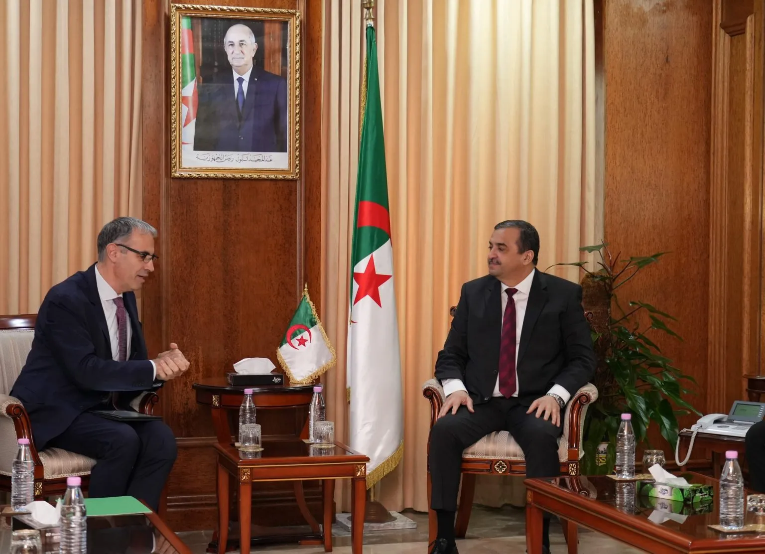 الجزائر:  عرقاب يستقبل وفدا عن صندوق النقد الدولي