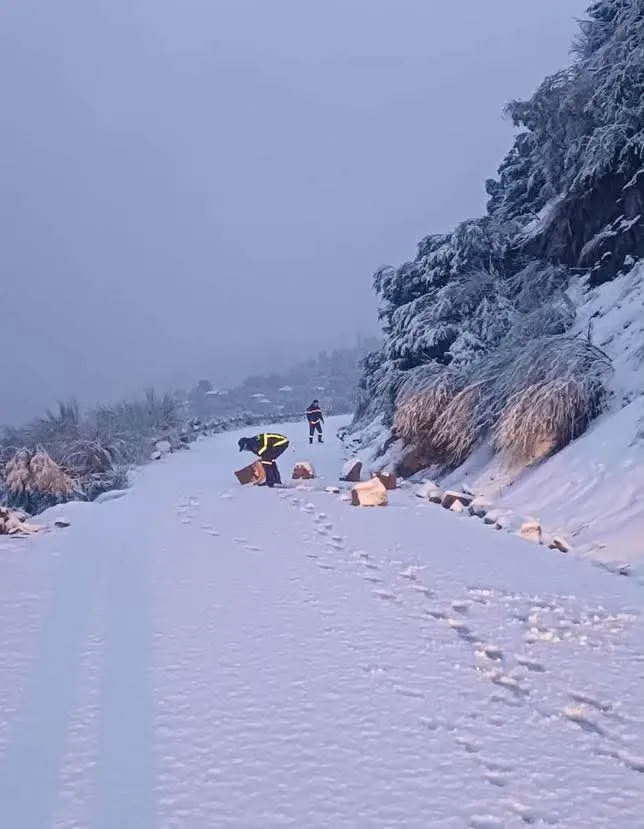 هذه هي الطرق المغلقة بسبب تراكم الثلوج