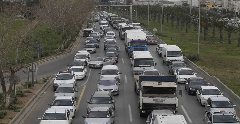 ممثلو نقابات النقل يثمنون استجابة السلطات العليا لانشغالاتهم