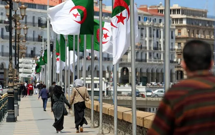 الجزائر تردّ بقوة على تسريبات فرنسية..نظّفوا إسطبلاتكم أولًا